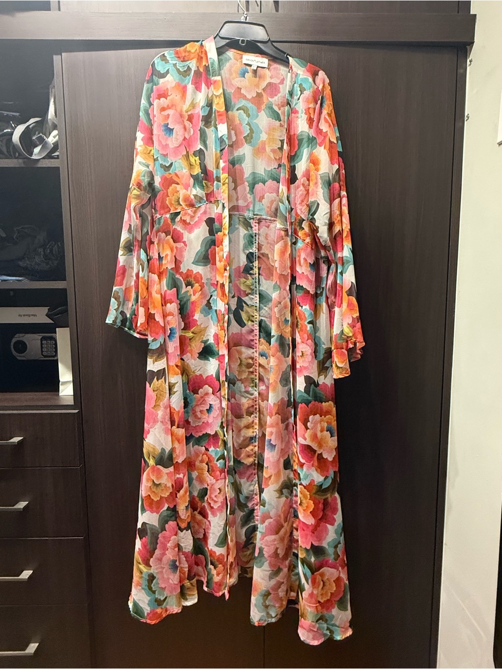 Gibson Latimer Floral Maxi Kimono in Pink Multi